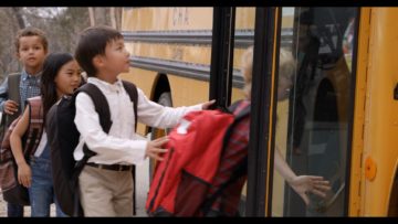 Neu 2023 schoolbus